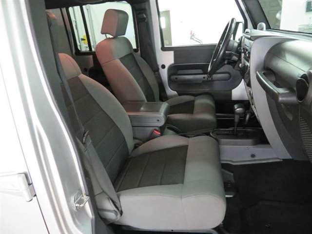 2010 Jeep Wrangler Unlimited 4x4 Sport 4dr SUV